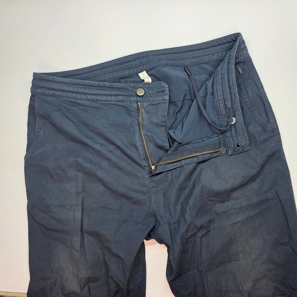 Lululemon ABC Pants Mens 32 Navy Blue Cotton Blend Tapered Chino Trousers